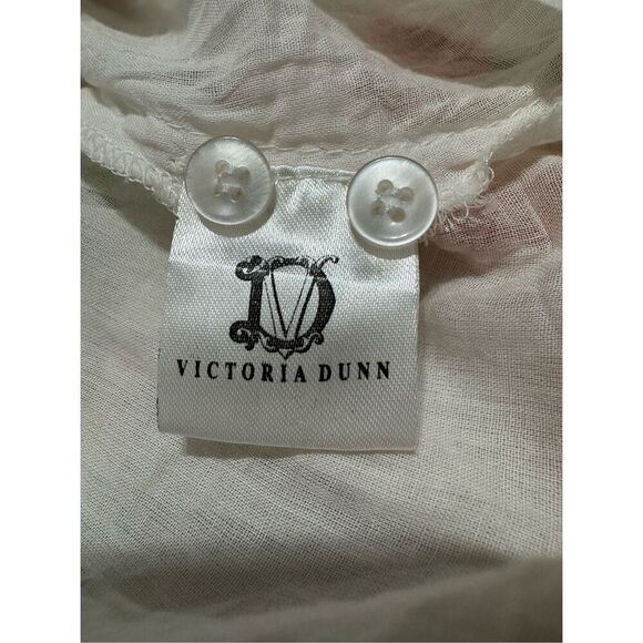 Victoria Dunn Magnolia Flutter Floral Sleeve Dress Size Medium Button - Picture 10 of 13